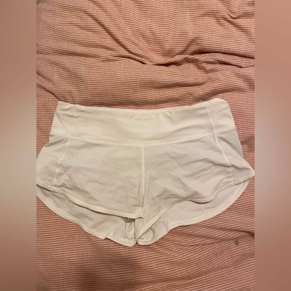 Barley Worn Lululemon speed ups size 4-2.5 inch
